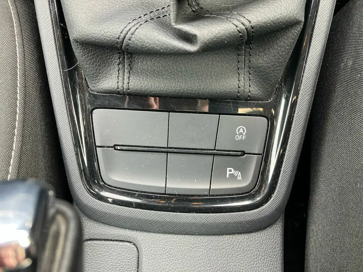 2023-skoda-kamiq-10-tsi-se-109ps-big-21