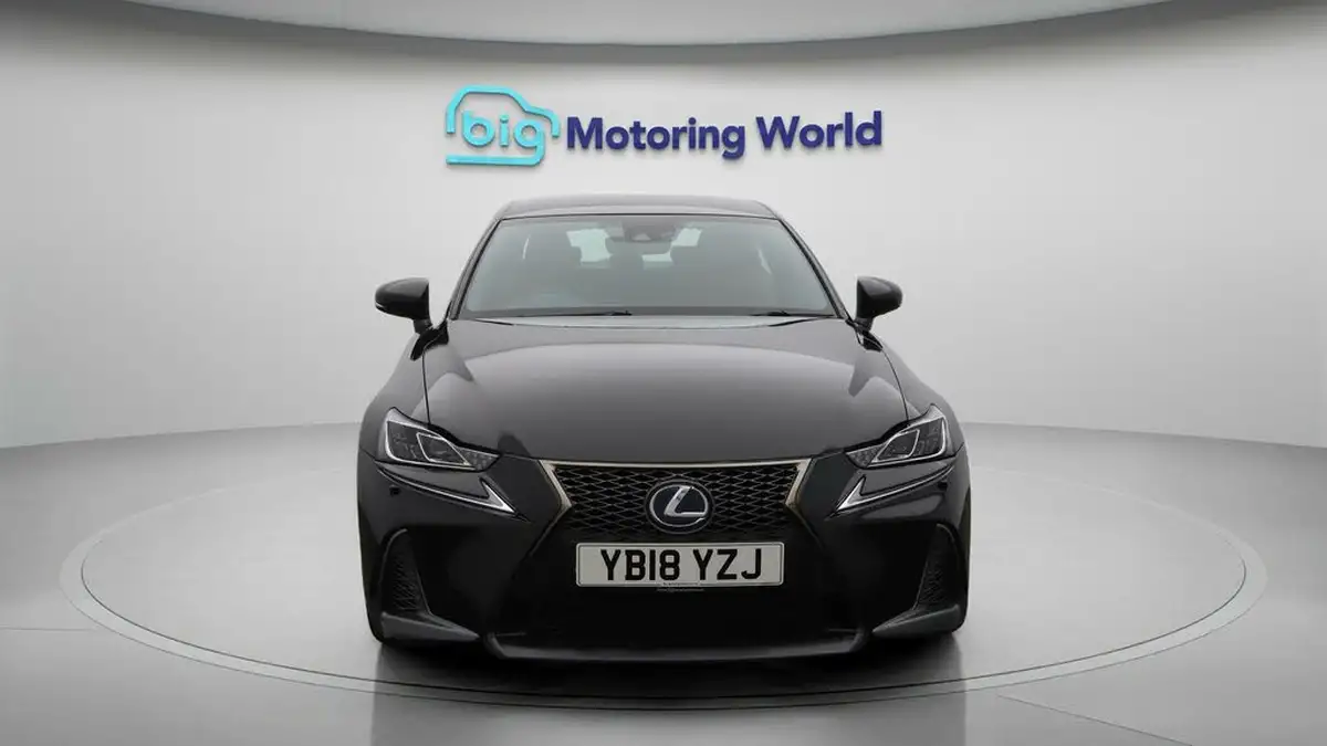 2018-lexus-is-300h-25-f-sport-lexus-navigation-big-2