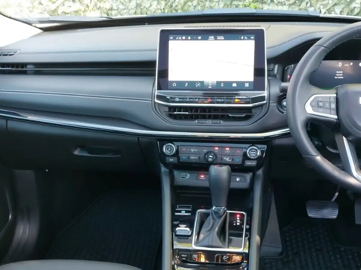 2024-jeep-compass-13-gse-s-big-9
