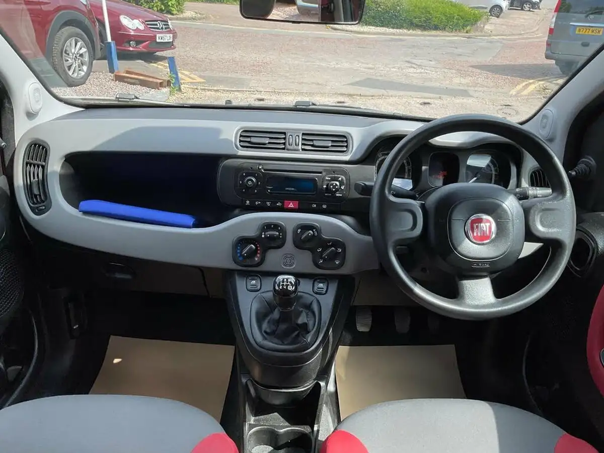 2014-fiat-panda-12-easy-big-22