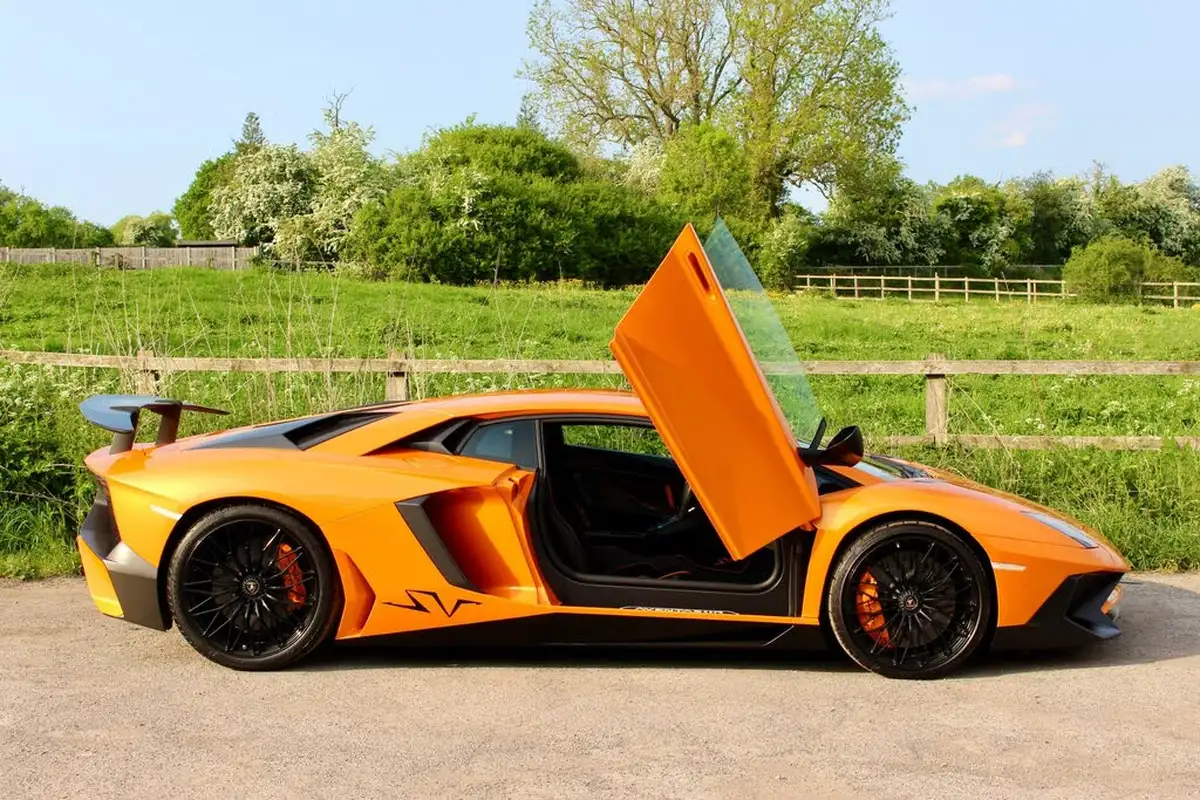 2016-lamborghini-aventador-65-lp-750-4-superveloce-coupe-big-68