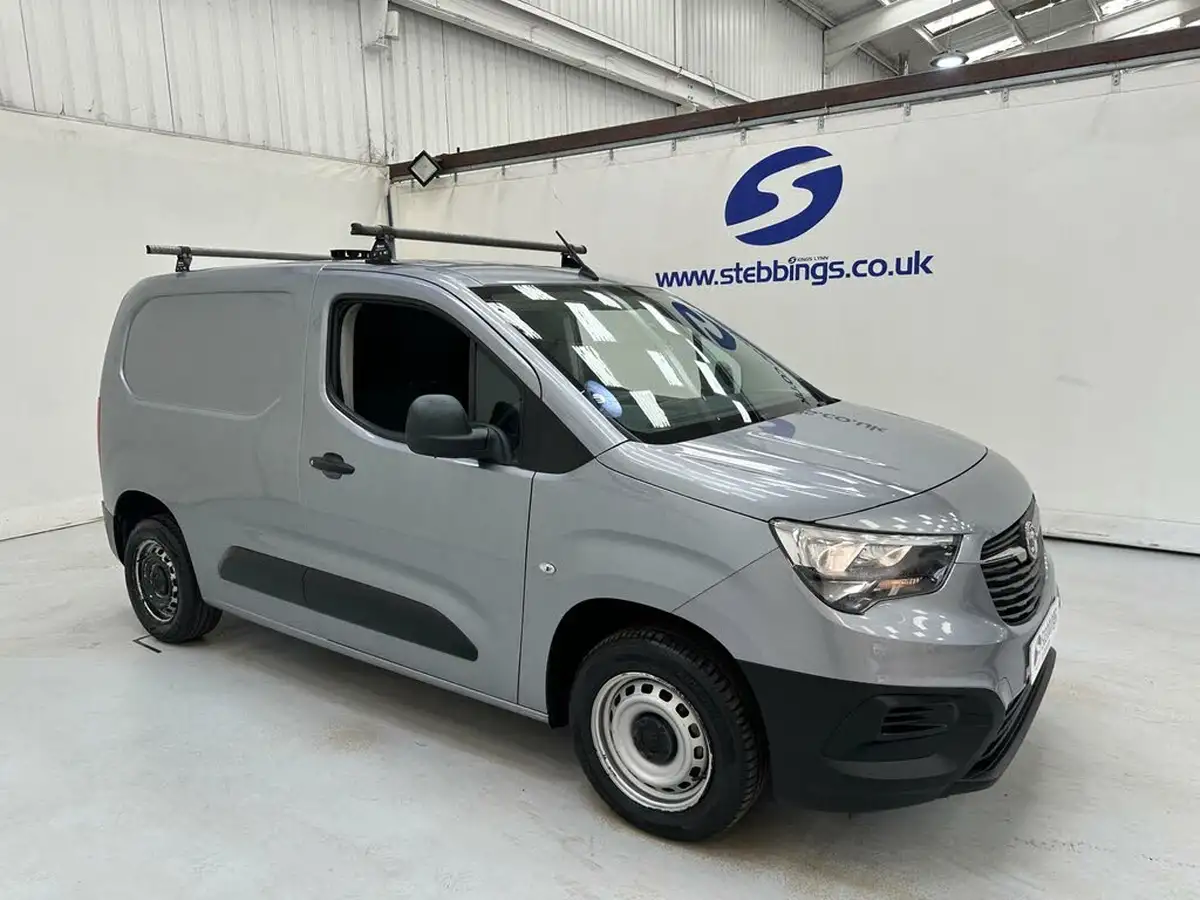 2019-vauxhall-combo-16cdti-edition-2000-100pseu6-big-1