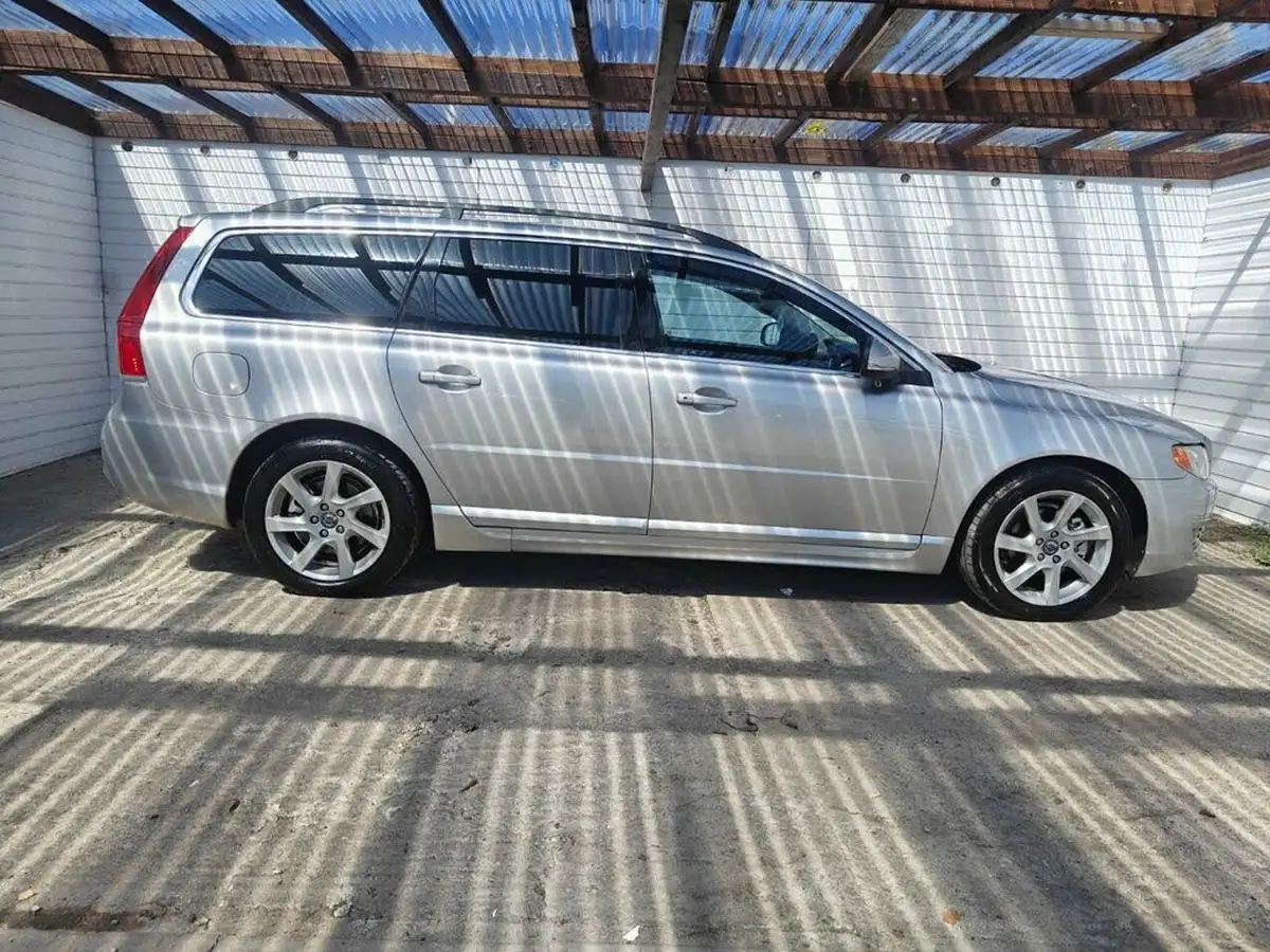 2014-volvo-v70-20td-d4-se-181bhp-nav-1969cc-geartronic-big-7