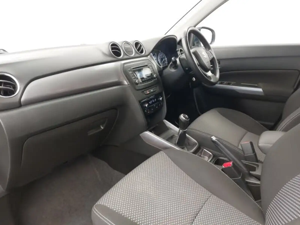 2019-suzuki-vitara-10-boosterjet-sz4-big-4