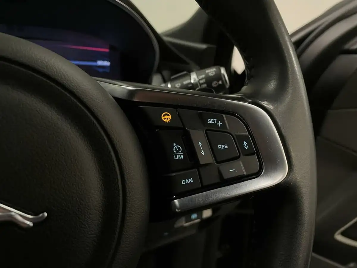 2020-jaguar-e-pace-20-i4d-r-dynamic-hse-180ps-big-24