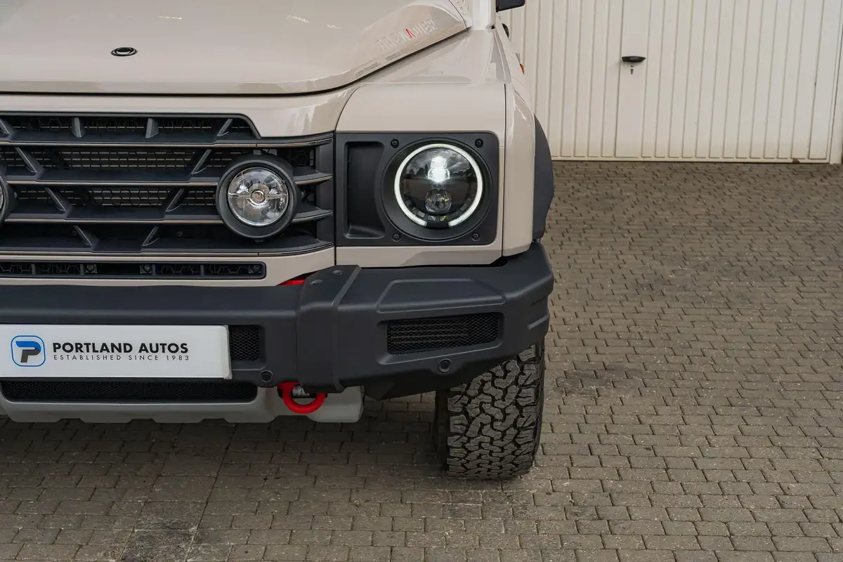 2024-ineos-grenadier-30-286pseu6d2-seat-commercial-panel-van-big-9