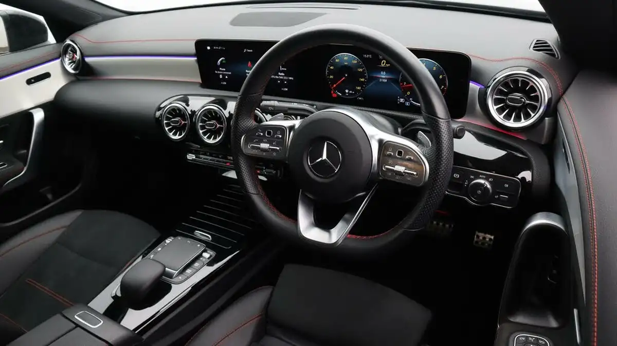 2023-mercedes-benz-cla-13-cla-180-amg-line-coupe-4d-big-9