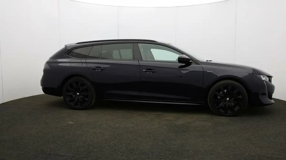 2021-peugeot-508-sw-20-bluehdi-gt-big-44