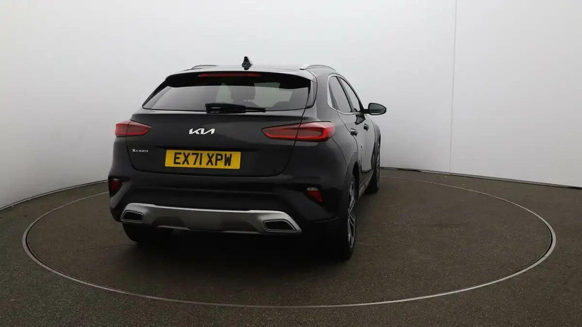2021-kia-xceed-15-t-gdi-3-big-47