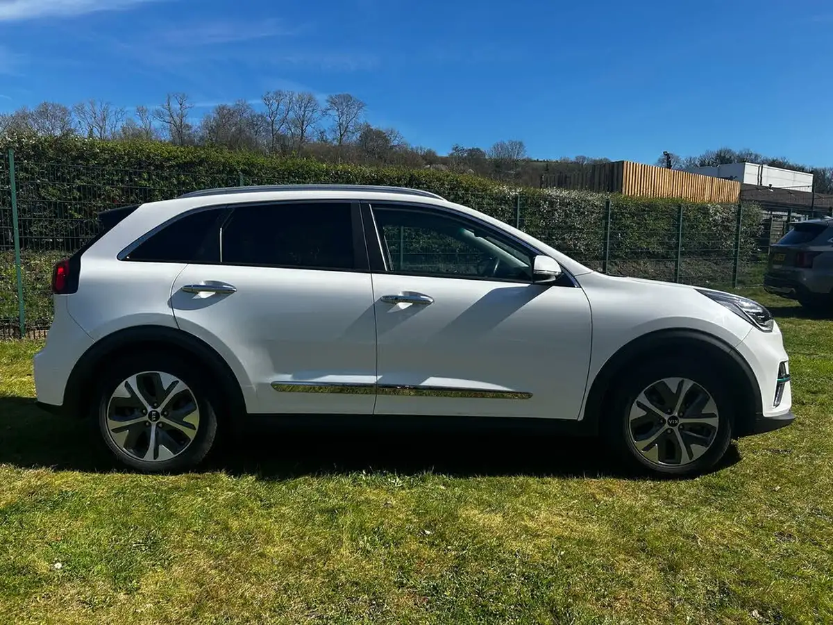 2021-kia-e-niro-ev-4-big-1