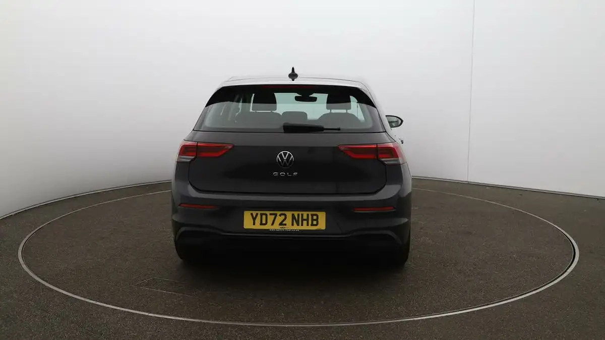 2022-volkswagen-golf-20tdi-life-hatchback-big-48