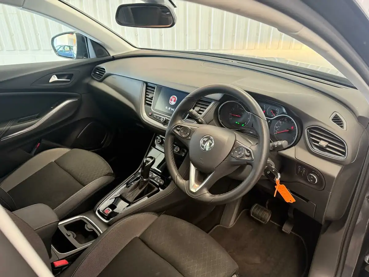 2018-vauxhall-grandland-x-12-sport-nav-130ps-auto-big-16