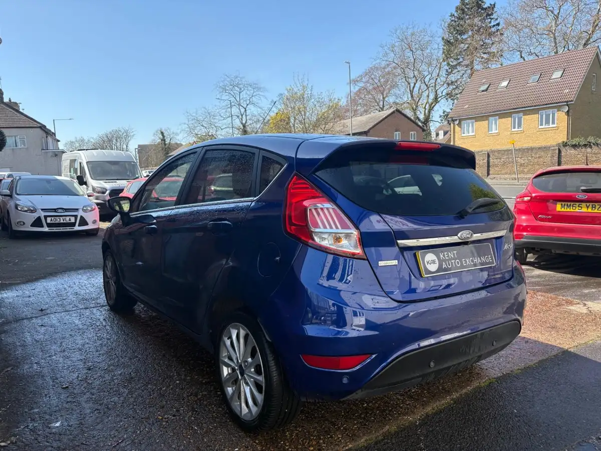 2016-ford-fiesta-10t-titanium-x-125ps-ss-5d-big-7