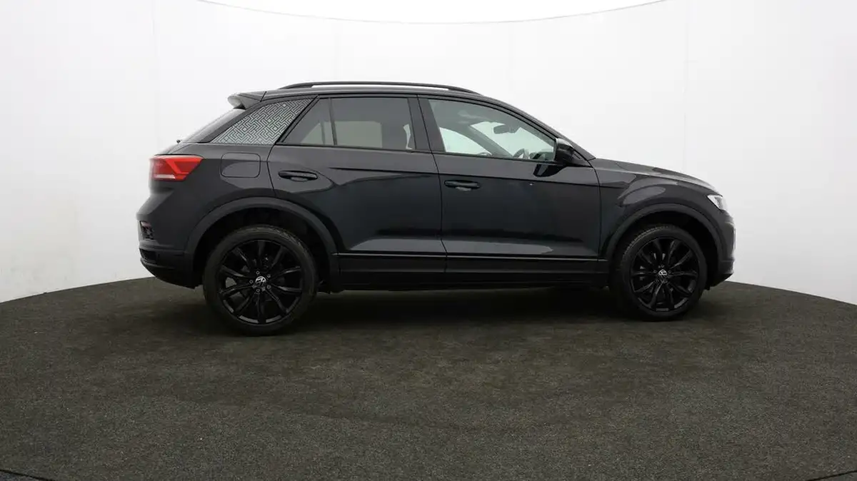 2021-volkswagen-t-roc-15-tsi-black-edition-big-29