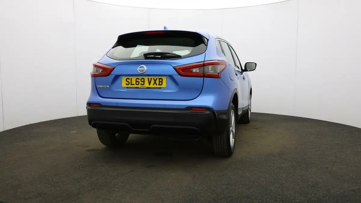 2019-nissan-qashqai-15dci-acenta-premium-17in-alloys-dct-big-52