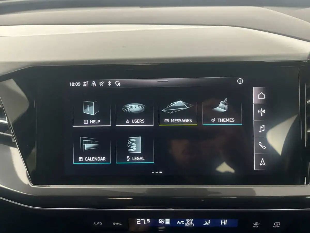 2021-audi-q4-e-tron-35e-s-line-station-wagon-big-41