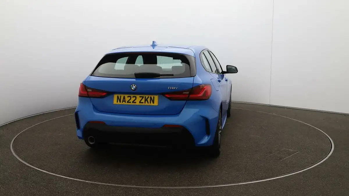 2022-bmw-1-series-15-118i-m-sport-lcp-dct-big-48