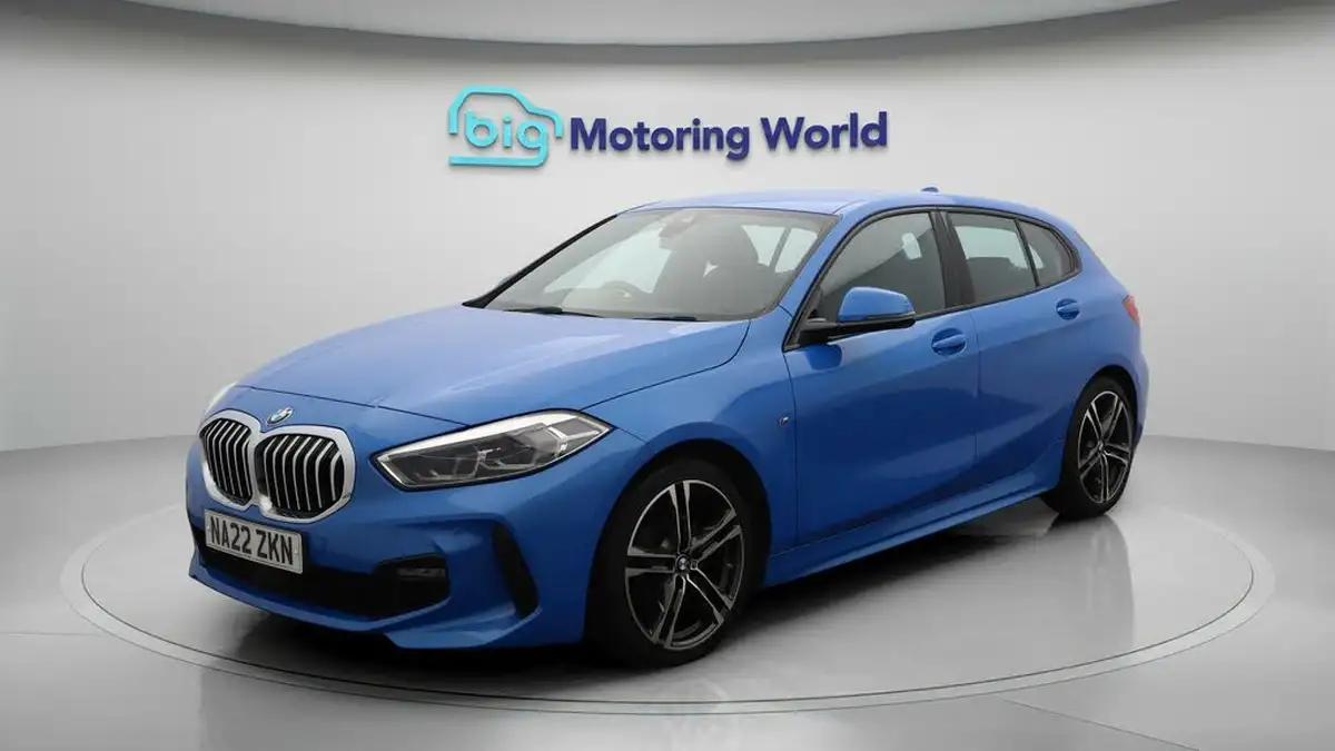 2022-bmw-1-series-15-118i-m-sport-lcp-dct-big-3