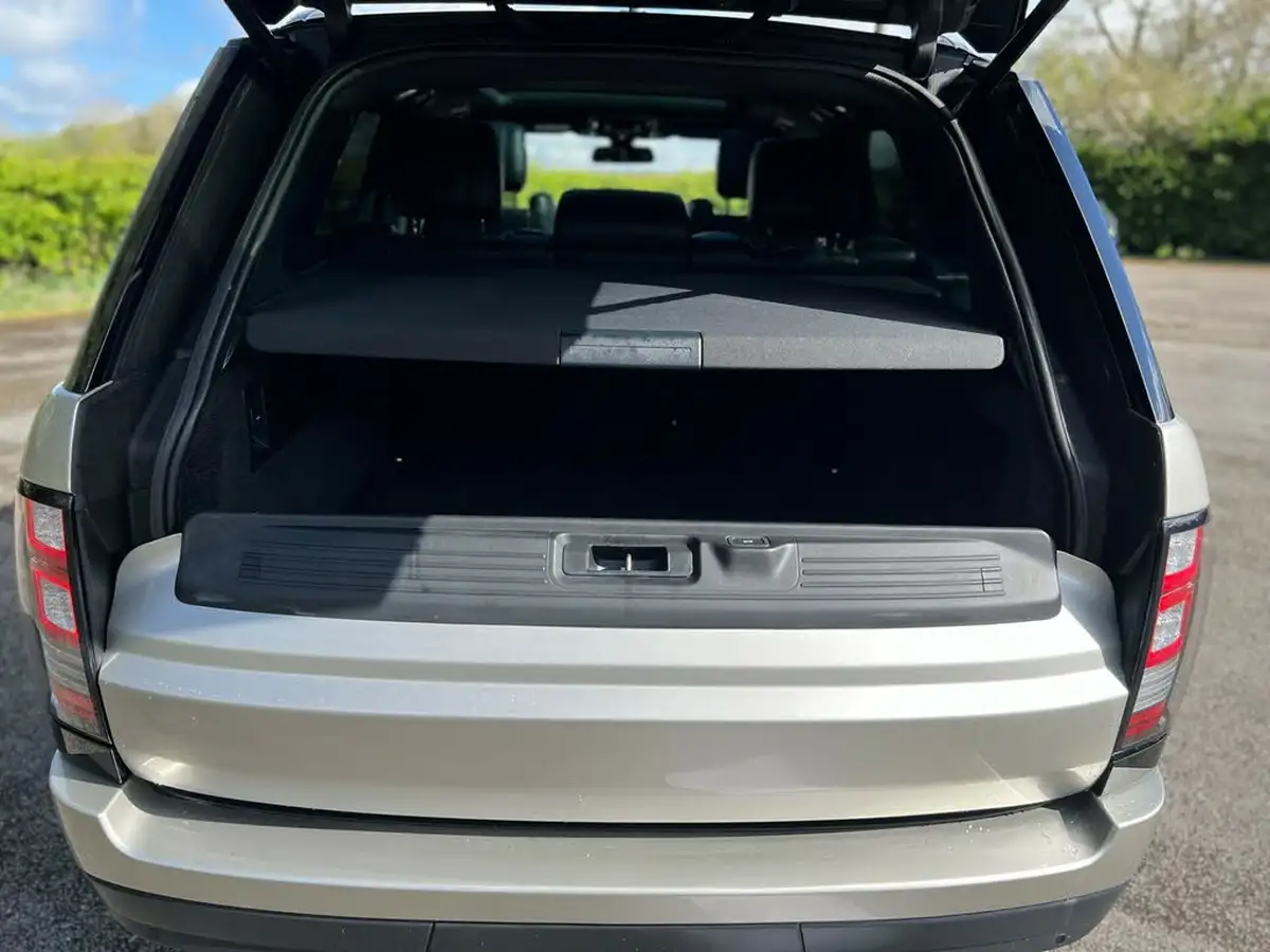2015-land-rover-range-rover-30tdv6-vogue-big-41