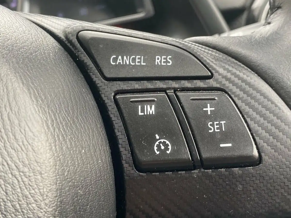 2016-mazda-mazda2-15td-sport-nav-big-44