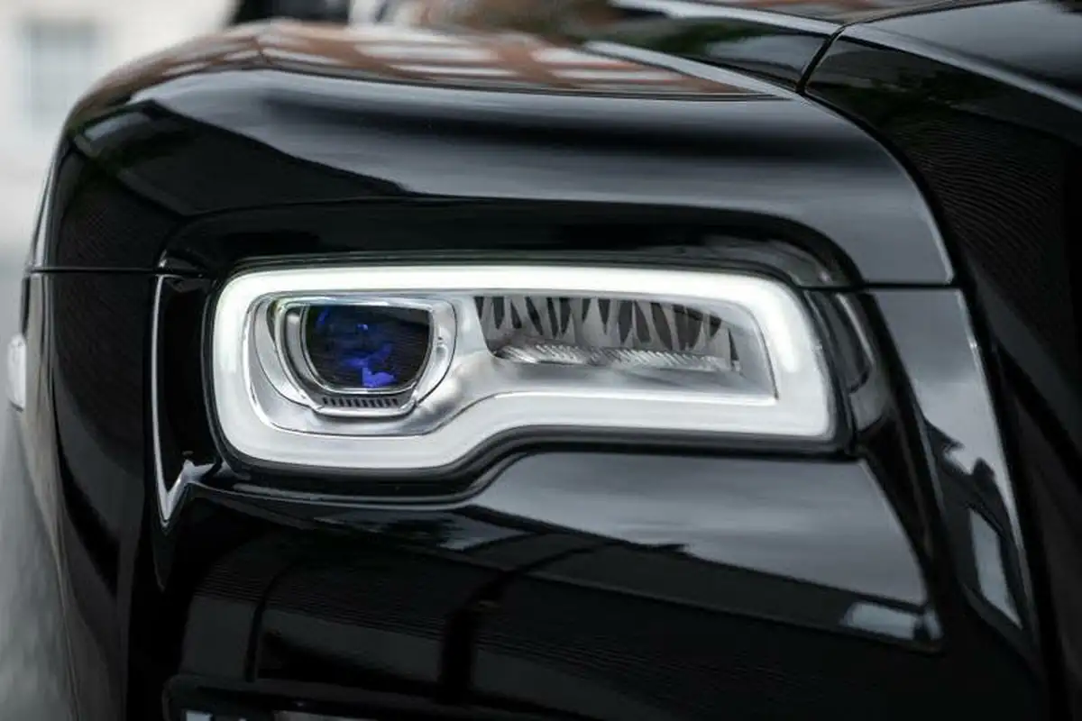 2021-rolls-royce-wraith-66-big-24