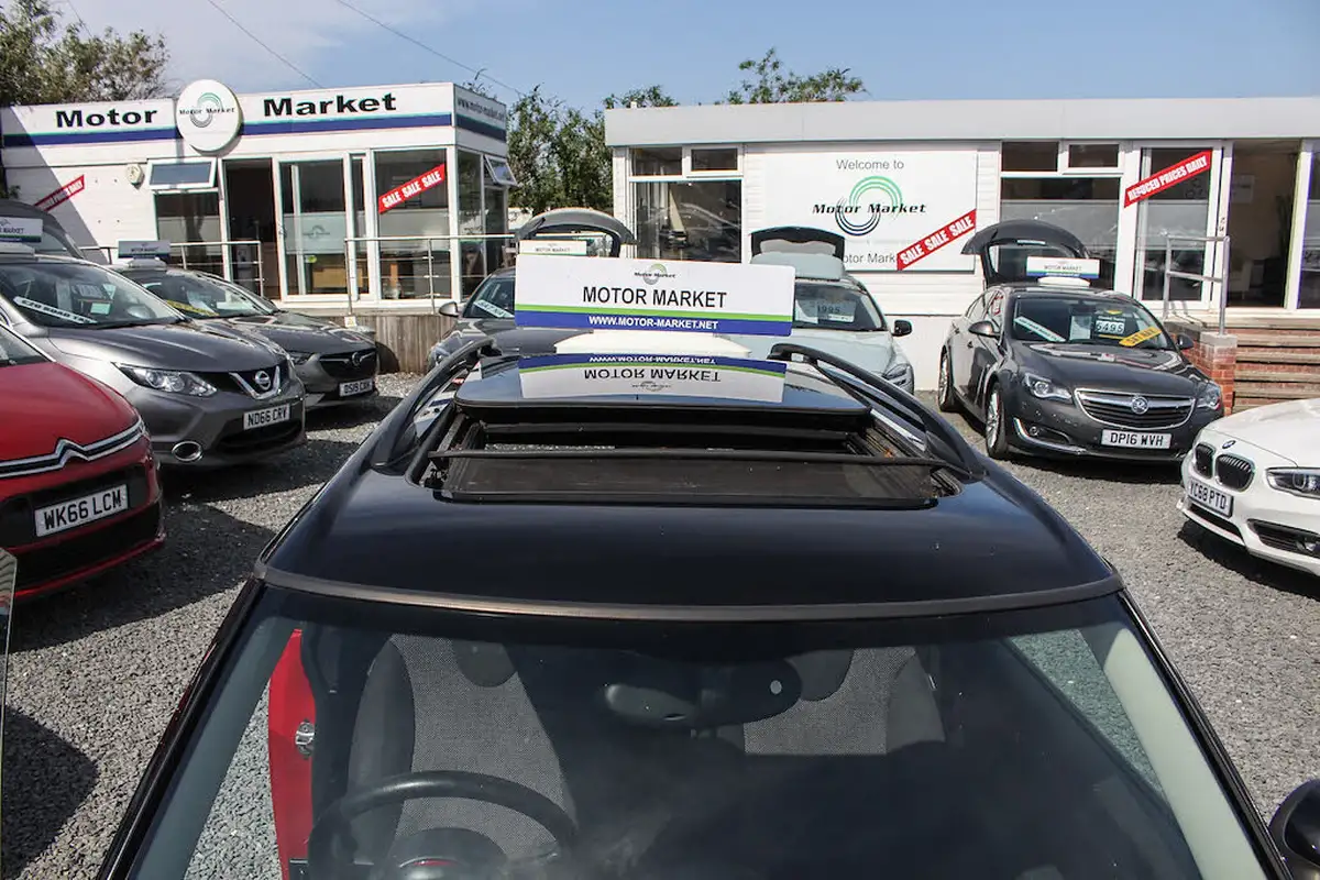 2012-mini-clubman-16-cooper-big-13