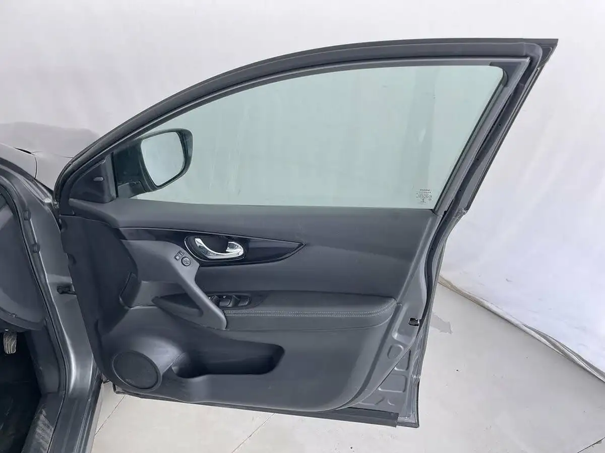 2016-nissan-qashqai-16dci-tekna-xtronic-cvt-big-28