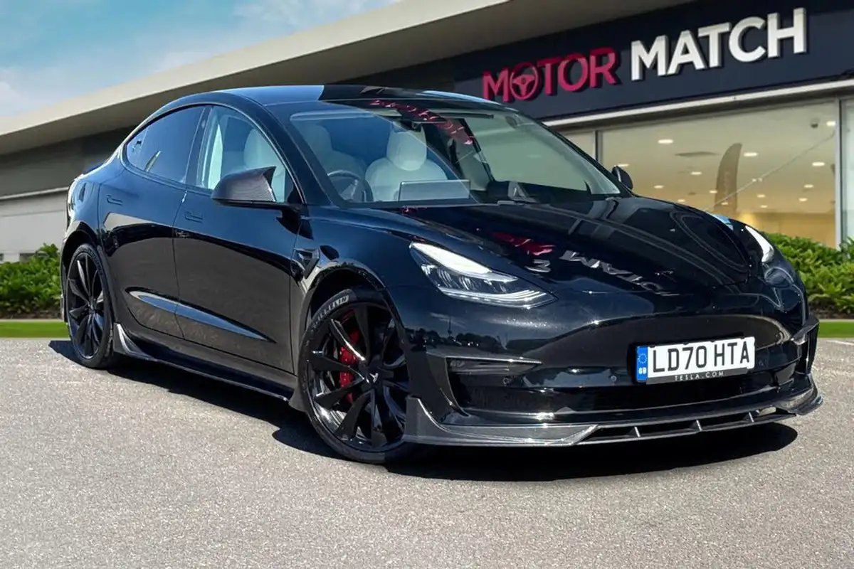 2020-tesla-model-3-e-performance-big-0