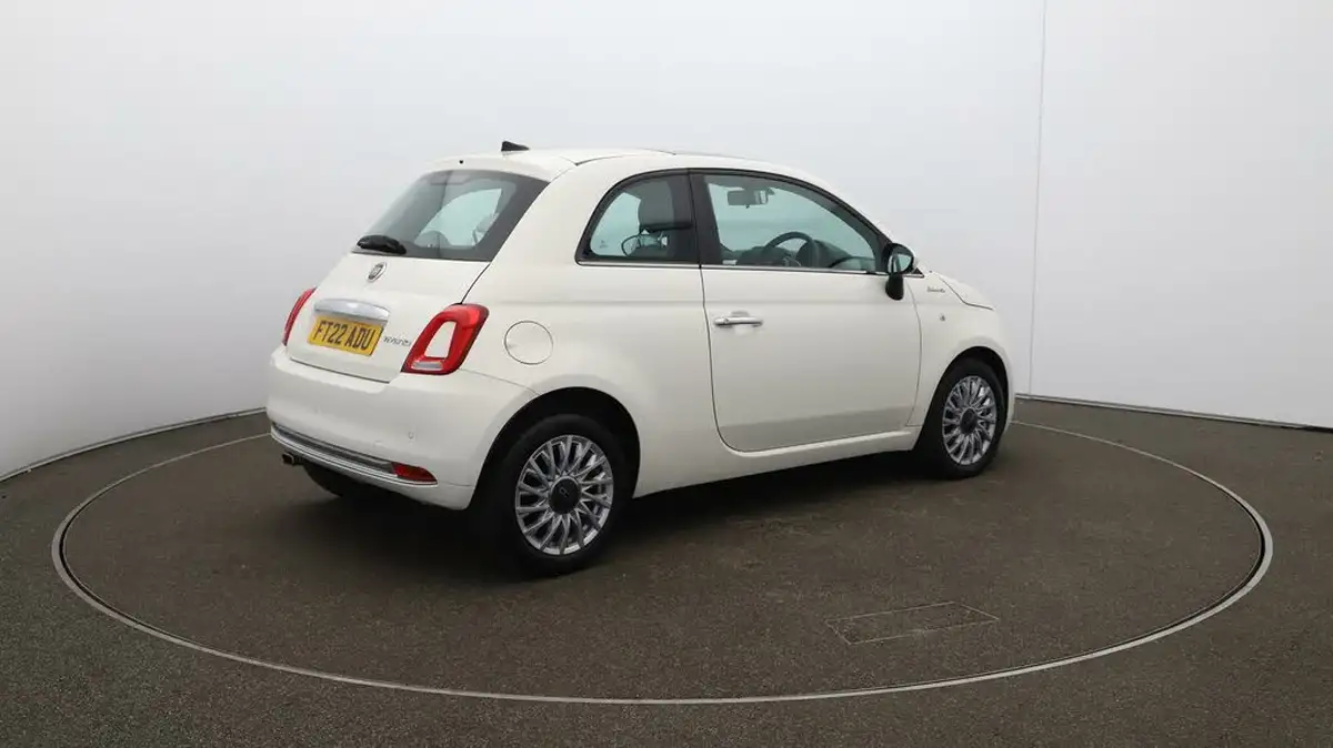2022-fiat-500-10-dolcevita-big-44