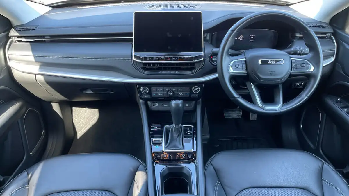 2022-jeep-compass-13-gse-s-big-10