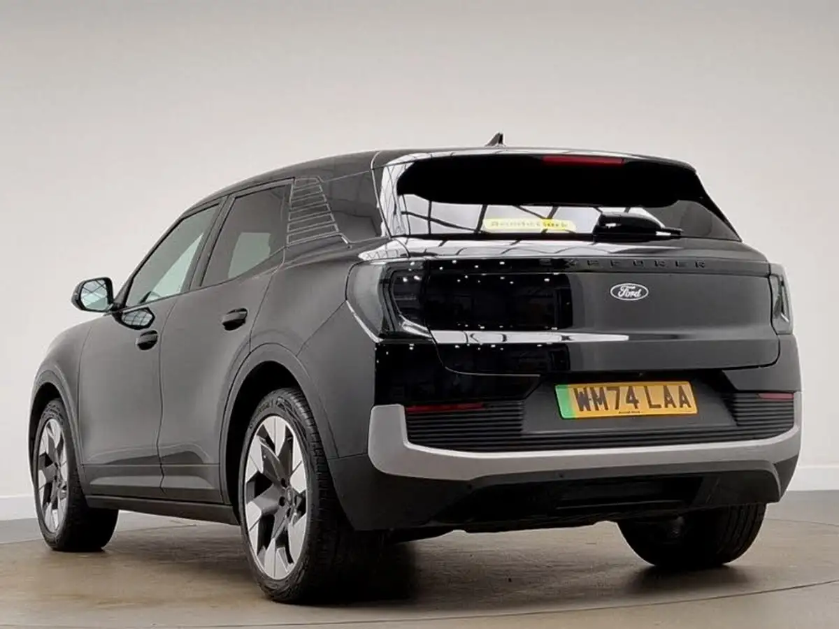 2024-ford-explorer-e-premium-286ps-77kwh-big-1