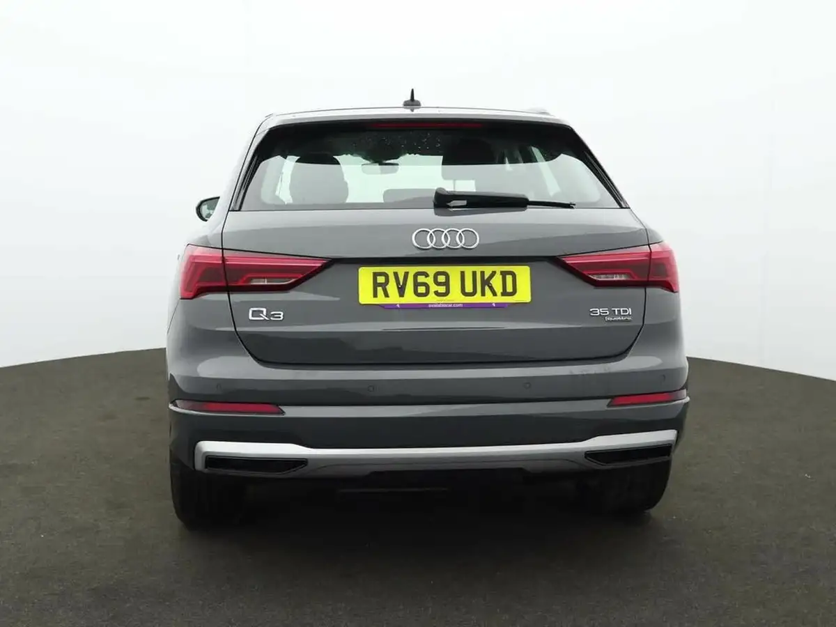 2019-audi-q3-20-35-tdi-sport-station-wagon-quattro-big-2