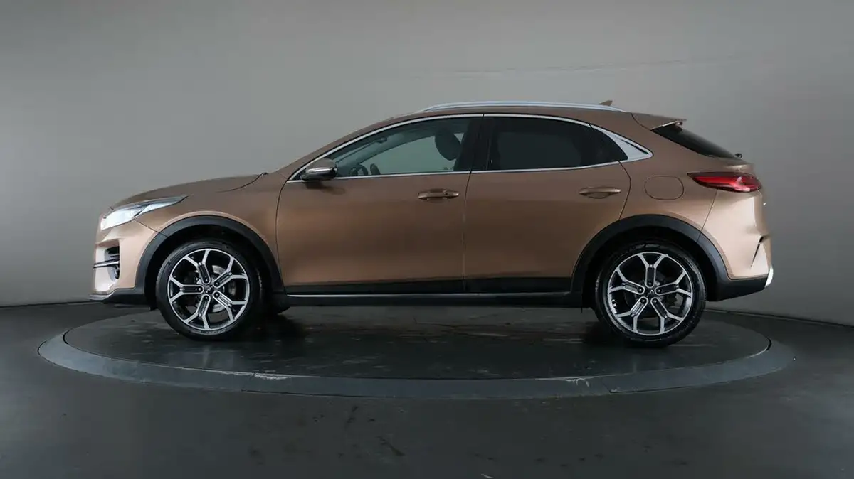 2022-kia-xceed-15-t-gdi-3-big-28