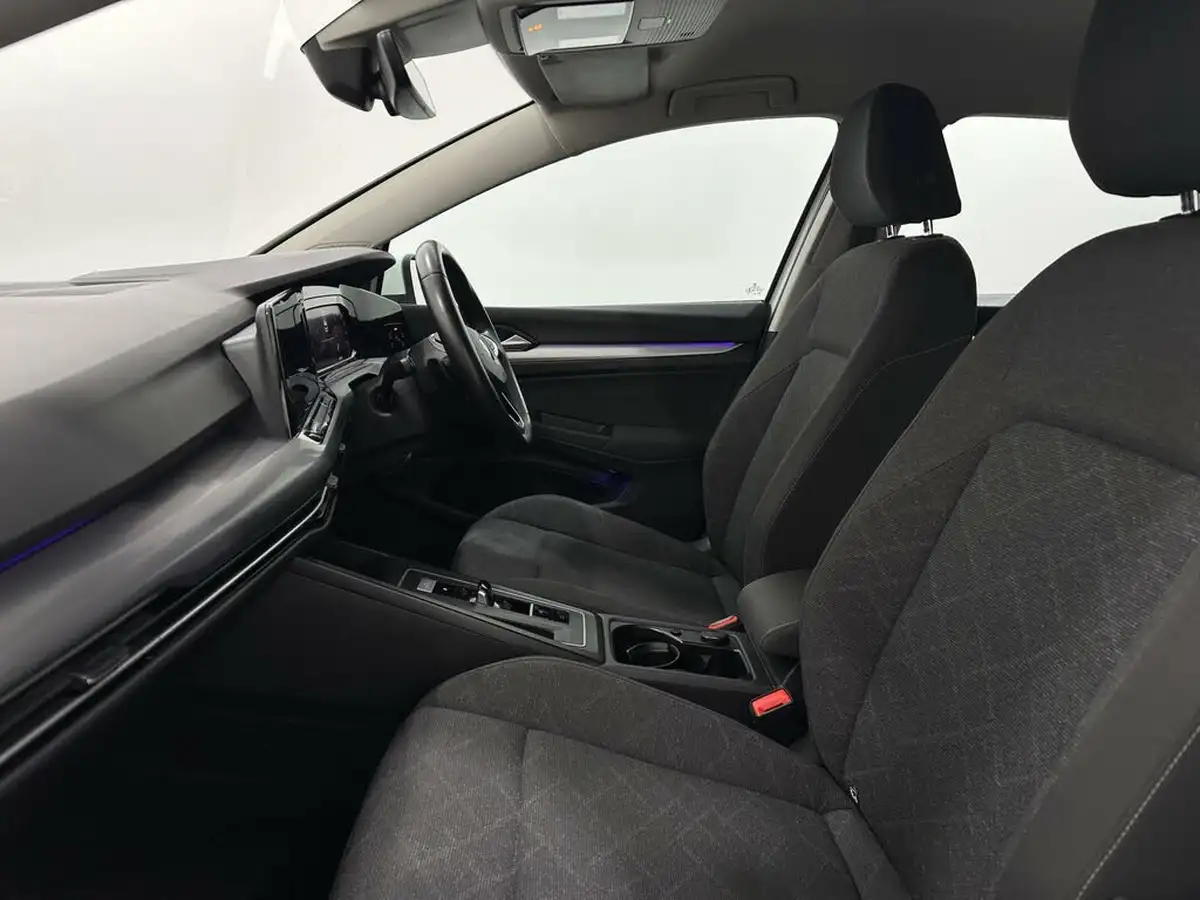 2020-volkswagen-golf-15-etsi-life-150ps-hatchback-big-31