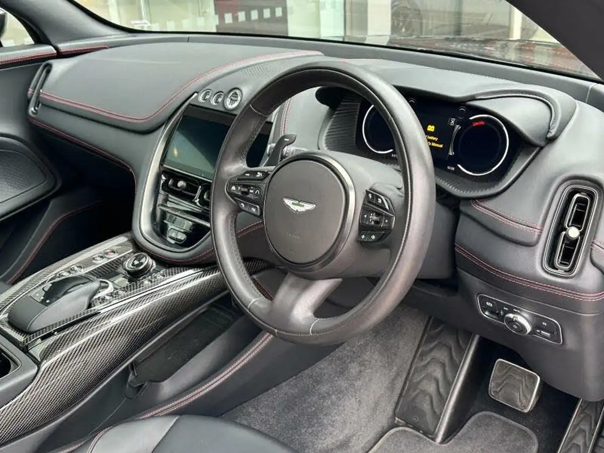 2023-aston-martin-dbx-40-v8-big-2
