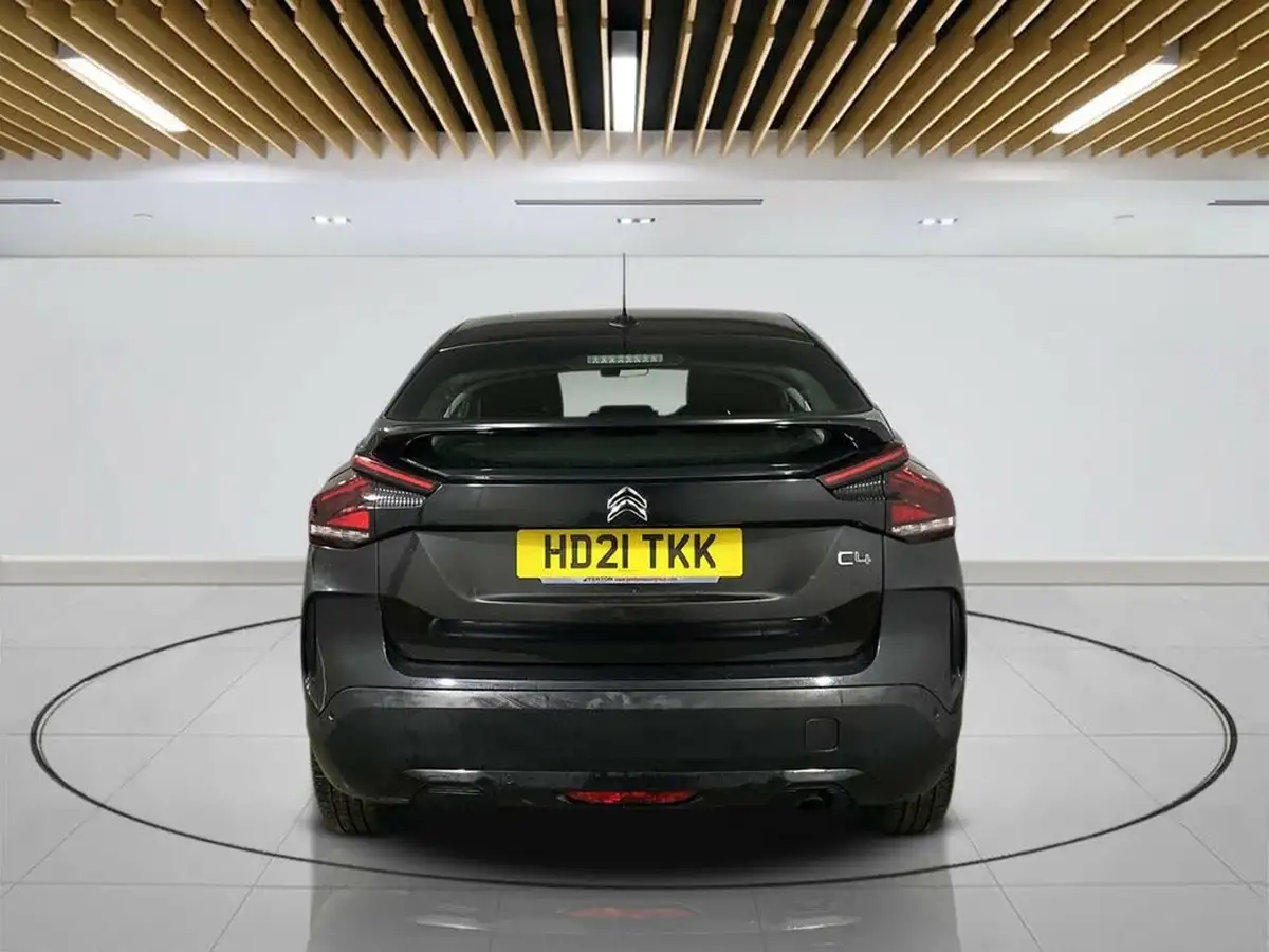 2021-citroen-c4-12-puretech-sense-big-5