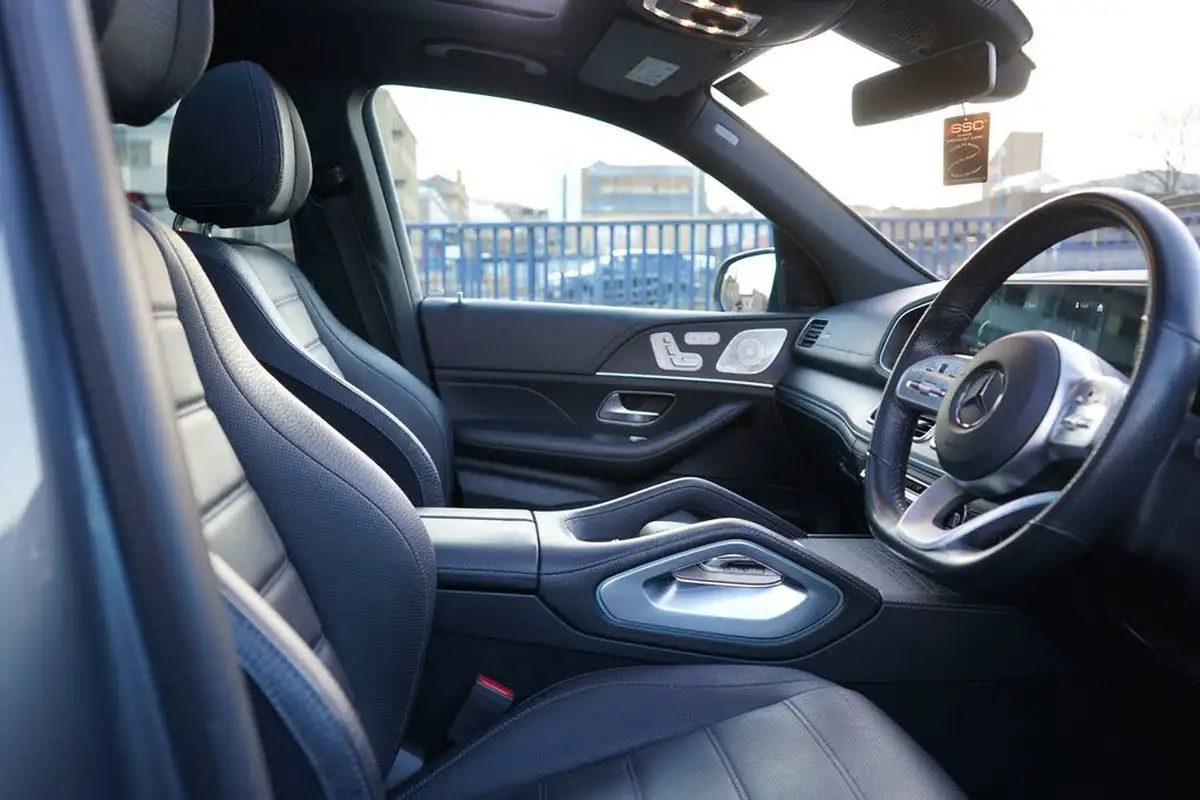 2021-mercedes-benz-gls-class-29d-gls400d-amg-line-premium-plus-big-12