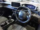2020-peugeot-208-12-puretech-allure-100bhp-small-11