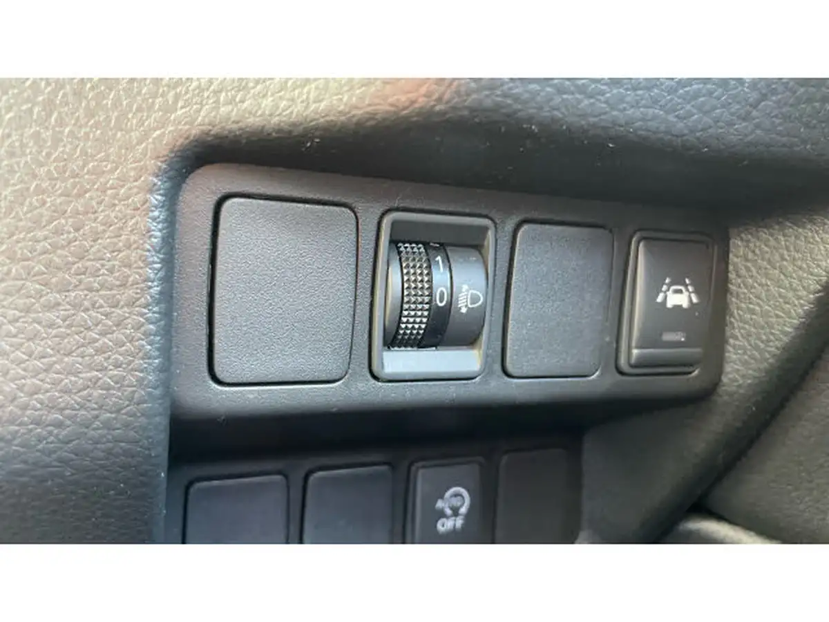2019-nissan-qashqai-13-dig-t-n-connecta-140ps-big-28