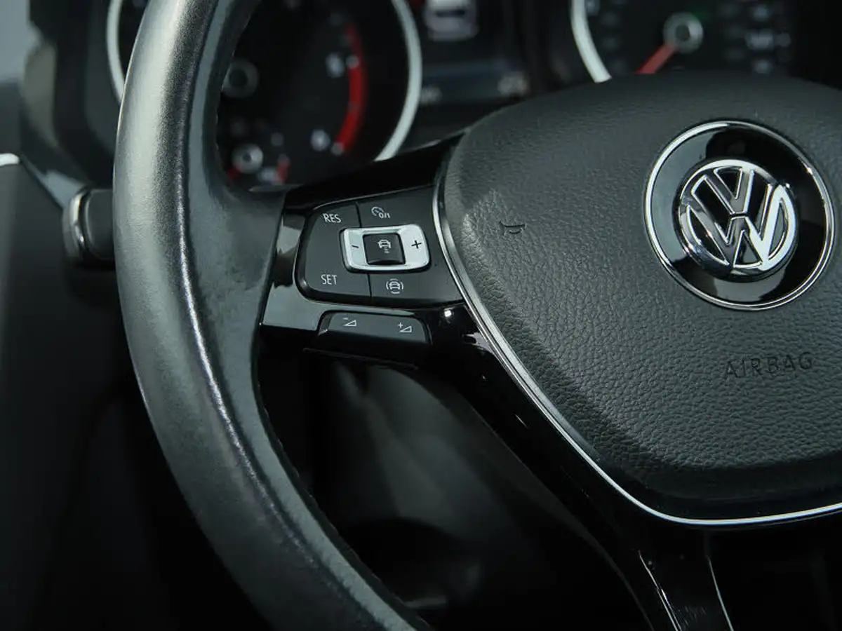 2019-volkswagen-tiguan-allspace-20tdi-se-nav-150ps-scr-4motion-dsg-big-10