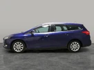 2015-ford-focus-16-titanium-estate-small-11