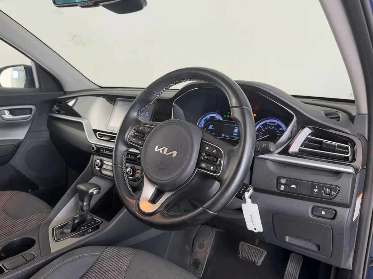 2022-kia-niro-16-gdi-2-139bhp-156kwh-big-21