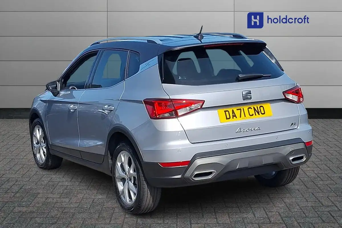 2022-seat-arona-10-tsi-fr-big-1