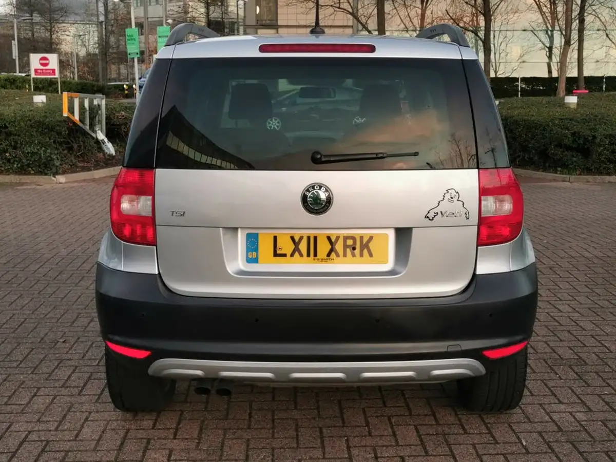 2011-skoda-yeti-14-se-plus-big-4