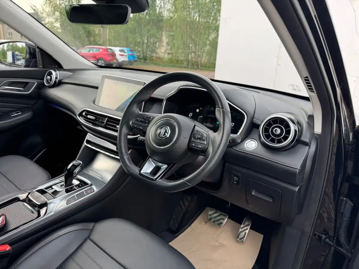 2023-mg-hs-15t-gdi-exclusive-258ps-plug-in-hybrid-auto-big-10