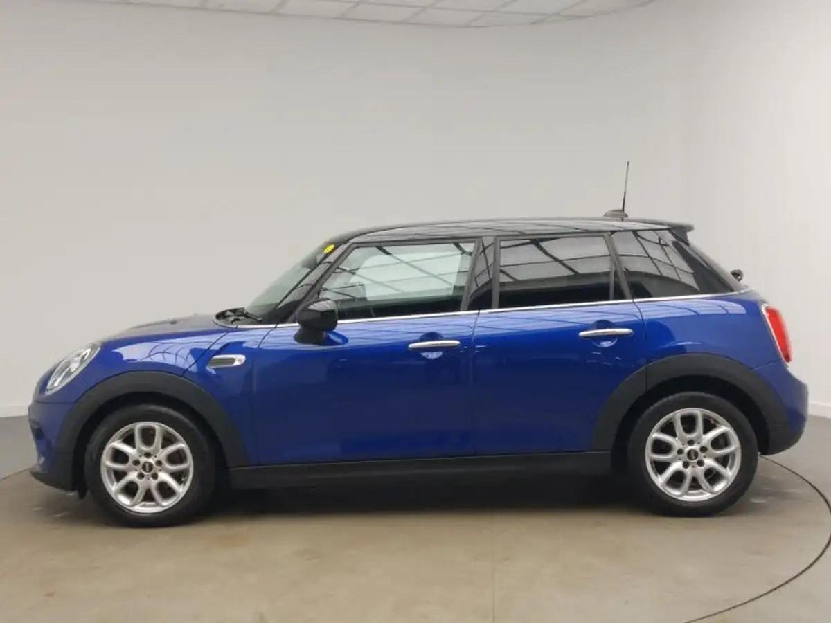 2018-mini-cooper-15-cooper-series-ii-ss-hatchback-5d-big-3