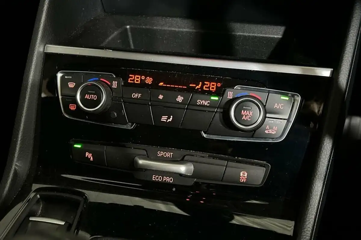 2021-bmw-2-series-15td-216d-se-gran-big-29