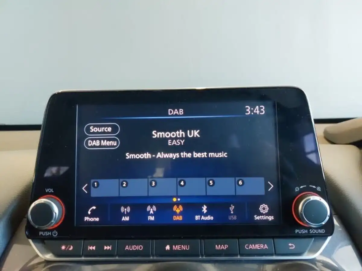 2022-nissan-juke-10-dig-t-n-connecta-big-13
