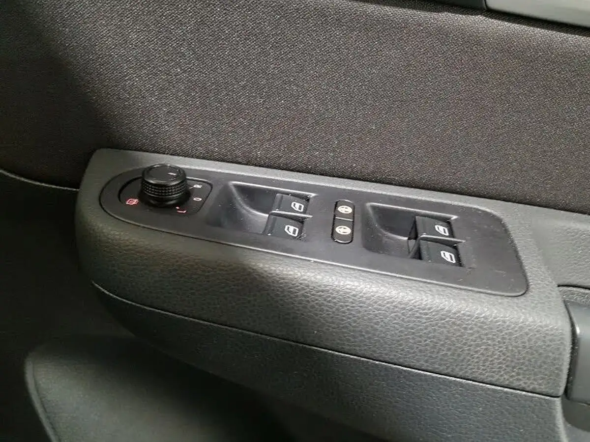2018-volkswagen-sharan-20tdi-se-150ps-ss-dsg-big-18
