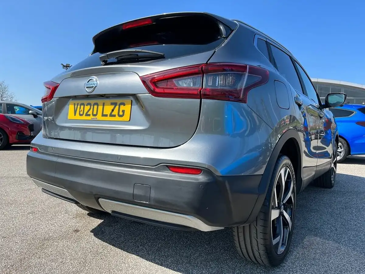 2020-nissan-qashqai-13-dig-t-tekna-160ps-big-23
